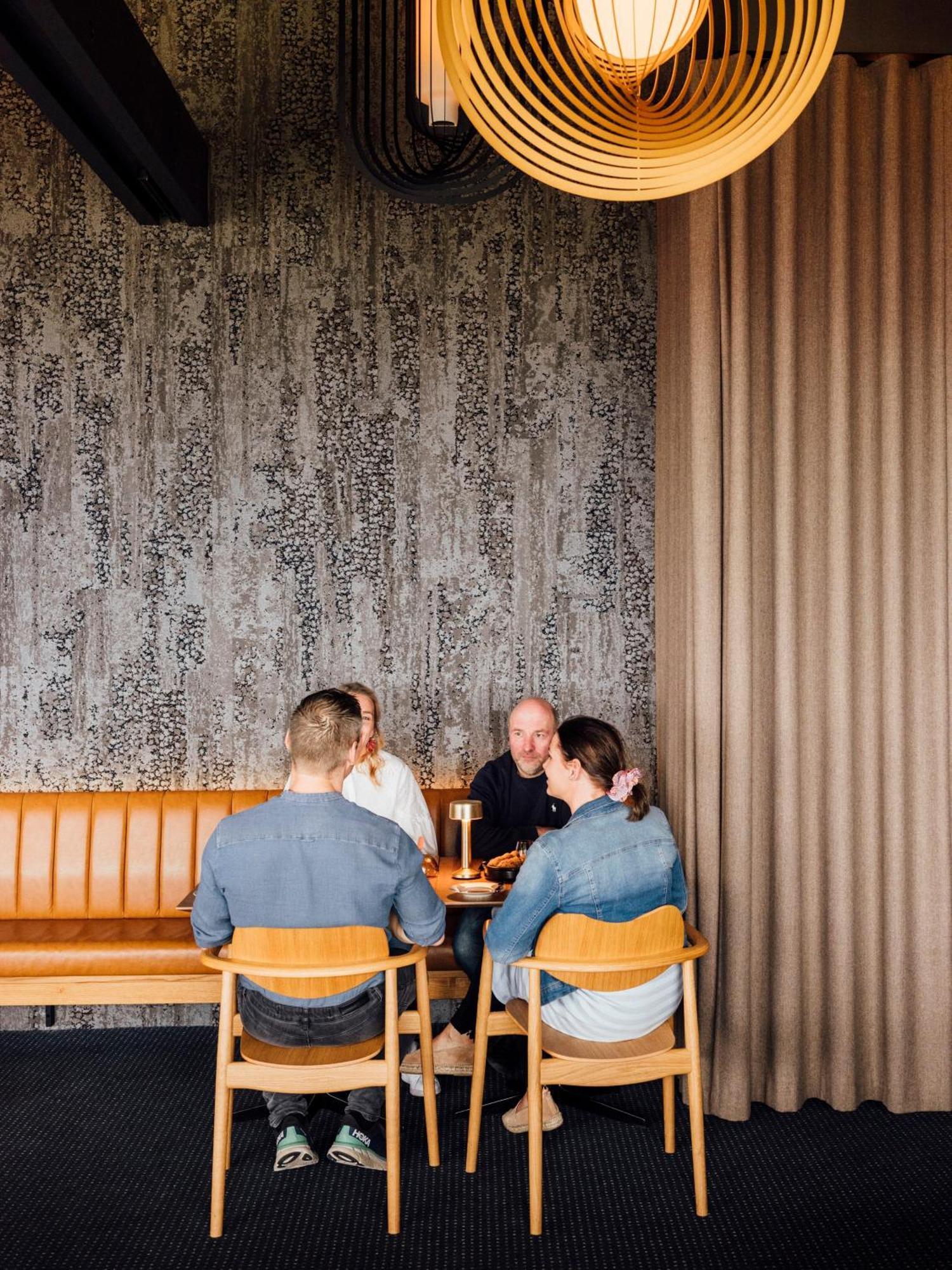 Hotel Foroyar Tórshavn Zewnętrze zdjęcie